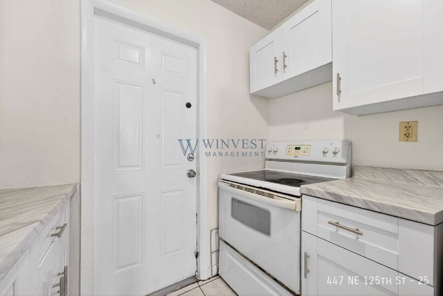 Presidential View Apartments - Photo 3 of 18