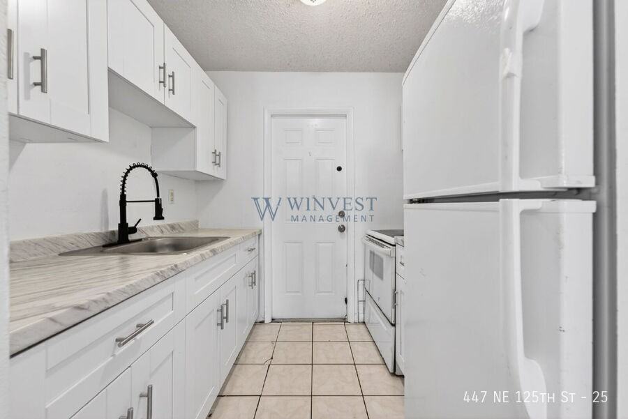 Presidential View Apartments - Photo 4 of 18
