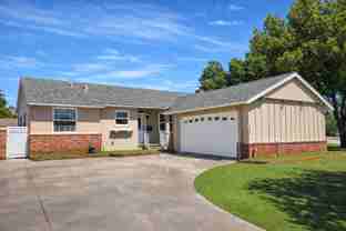 100 W Oakmont Dr - Photo 1 of 1