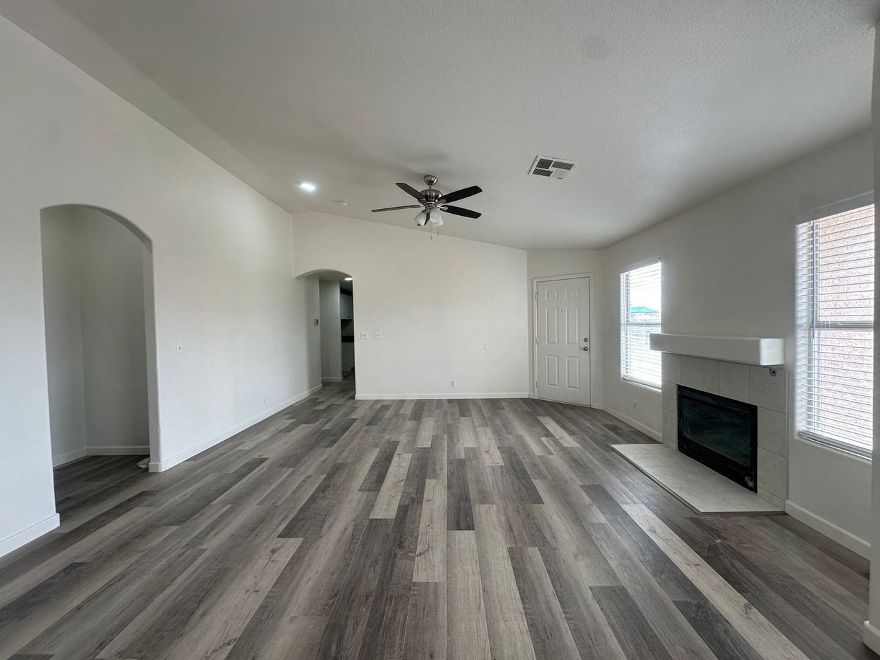 6504 Eagle Creek Ln - Photo 5 of 25