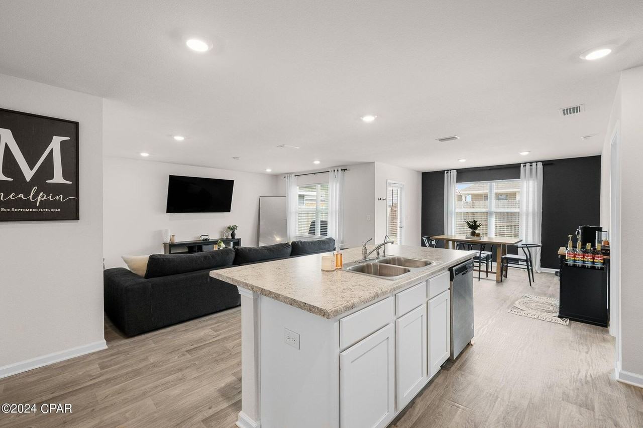 4000 Millicent Ln - Photo 7 of 18