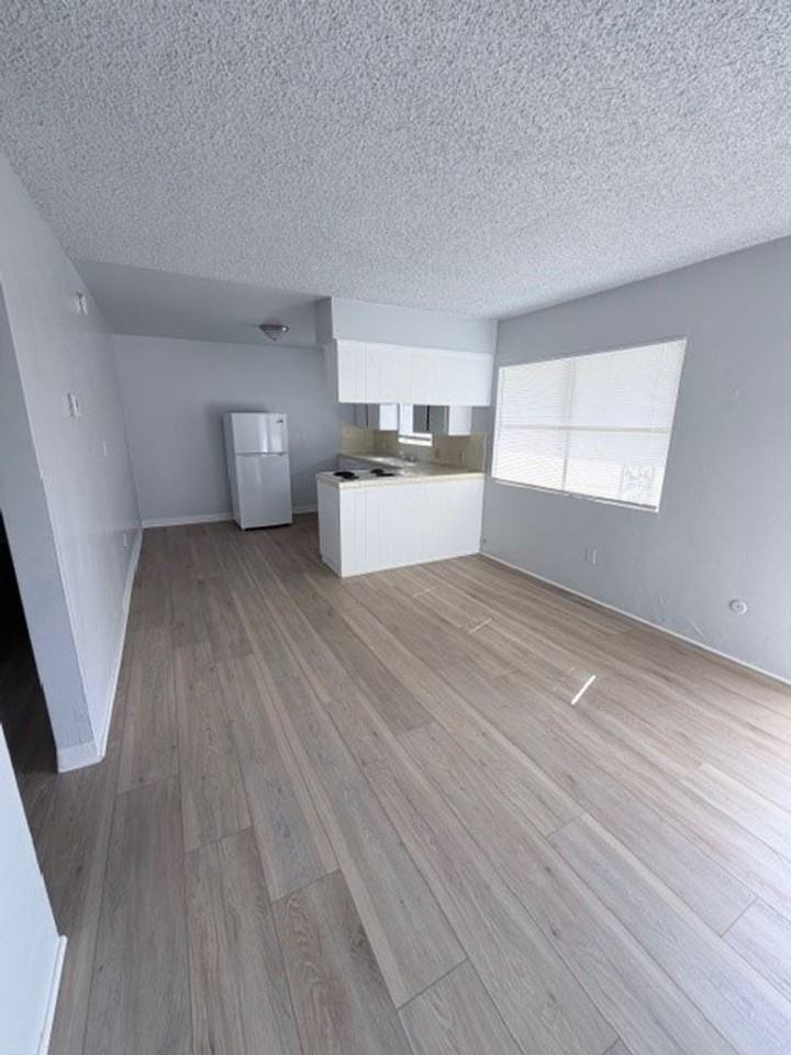 South H St. - Photo 7 of 11