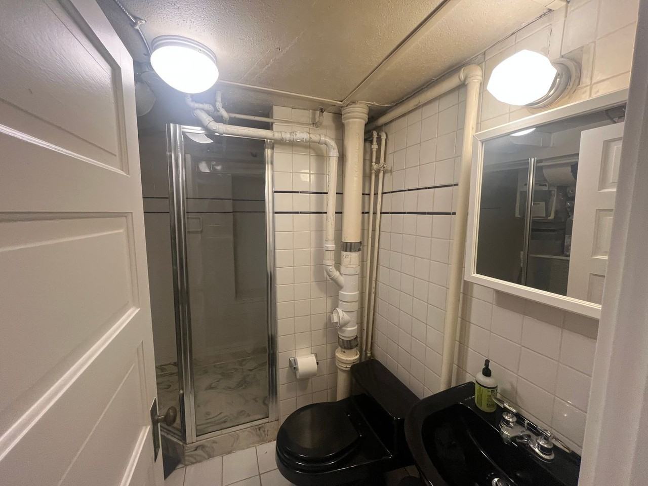 1184 Magnolia St - Photo 3 of 24