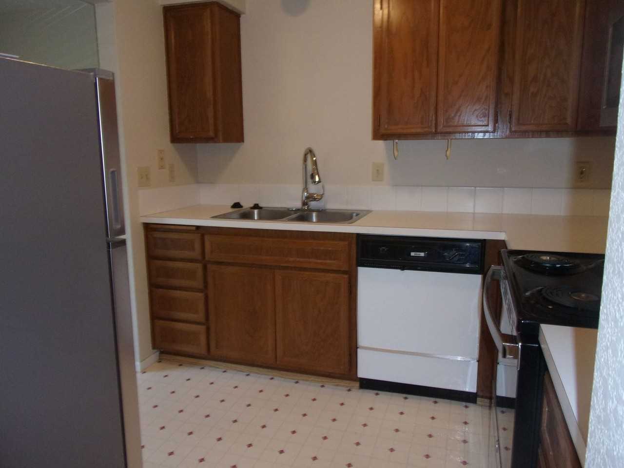 2500 Nw Princess St - Photo 7 of 21