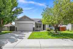 2525 N Blueblossom Dr - Photo 1 of 1