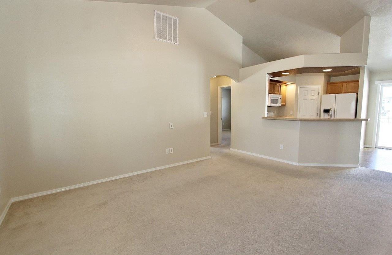 2525 N Blueblossom Dr - Photo 6 of 25