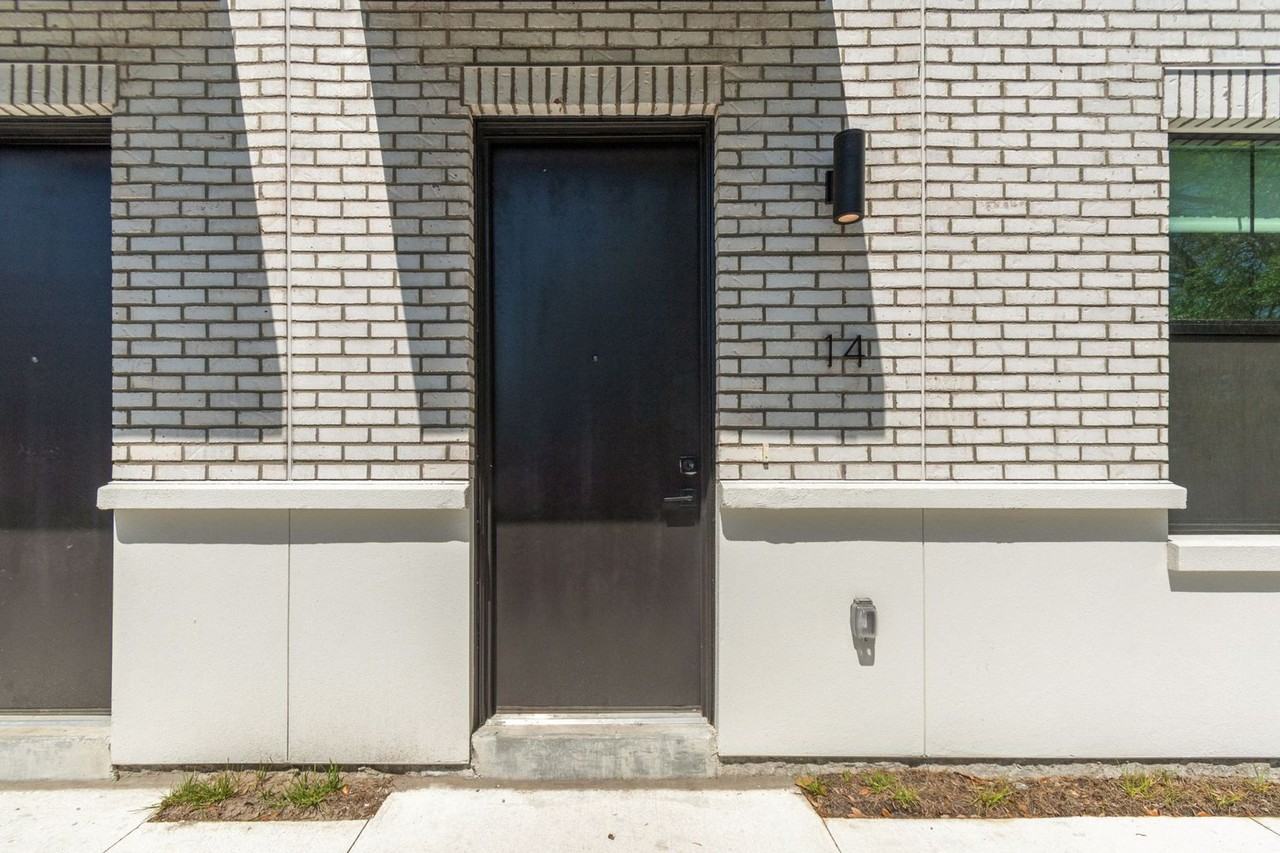 1218 E Kay St - Photo 7 of 50