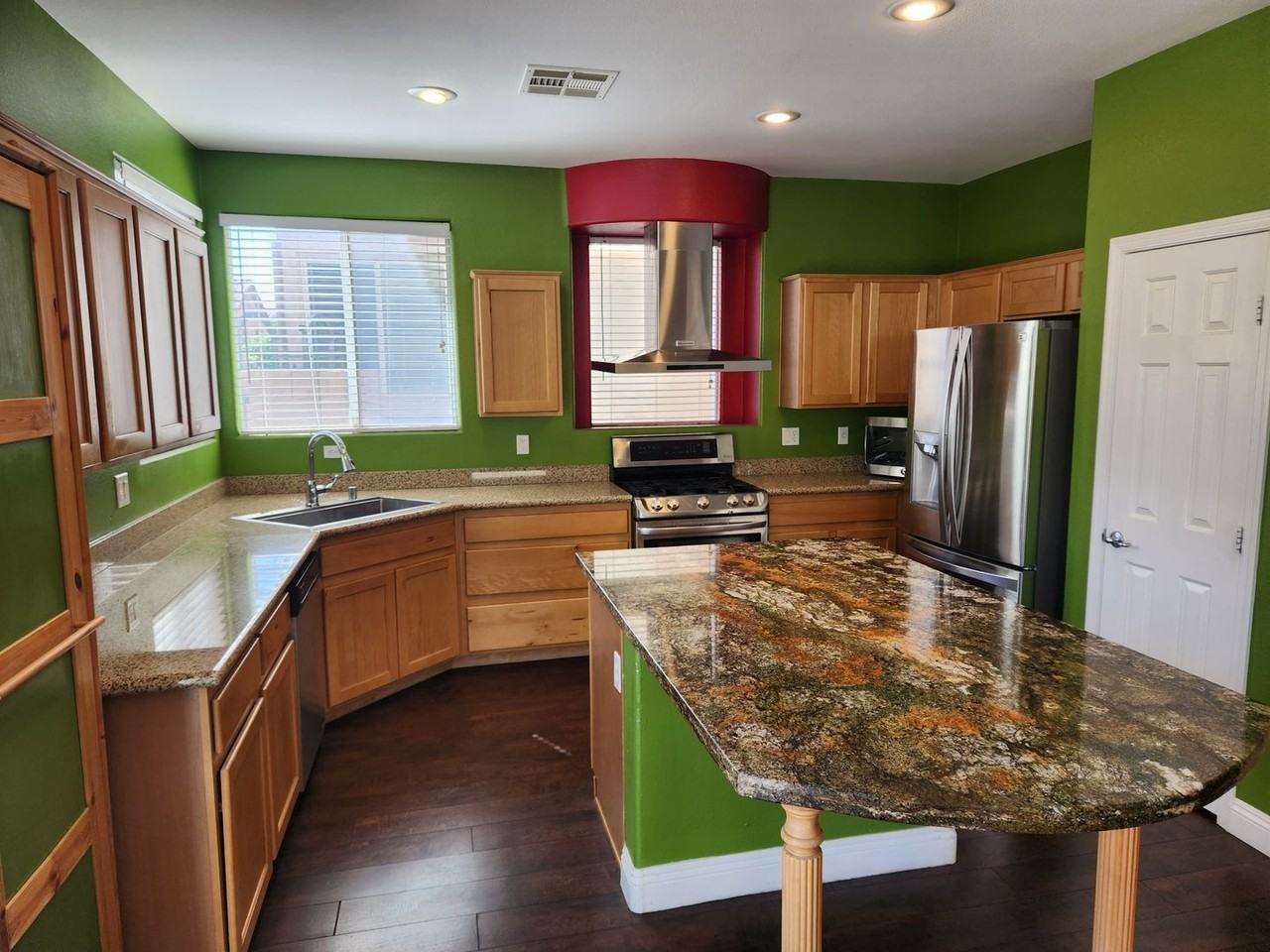 502 Foster Springs Rd - Photo 7 of 18