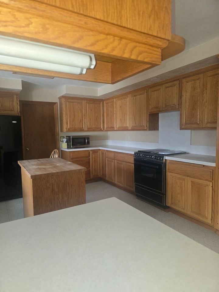 4135 Monrovia Way - Photo 5 of 20