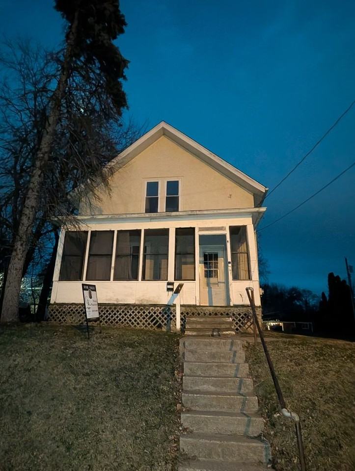 3116 11th Avenue C - Photo 3 of 13