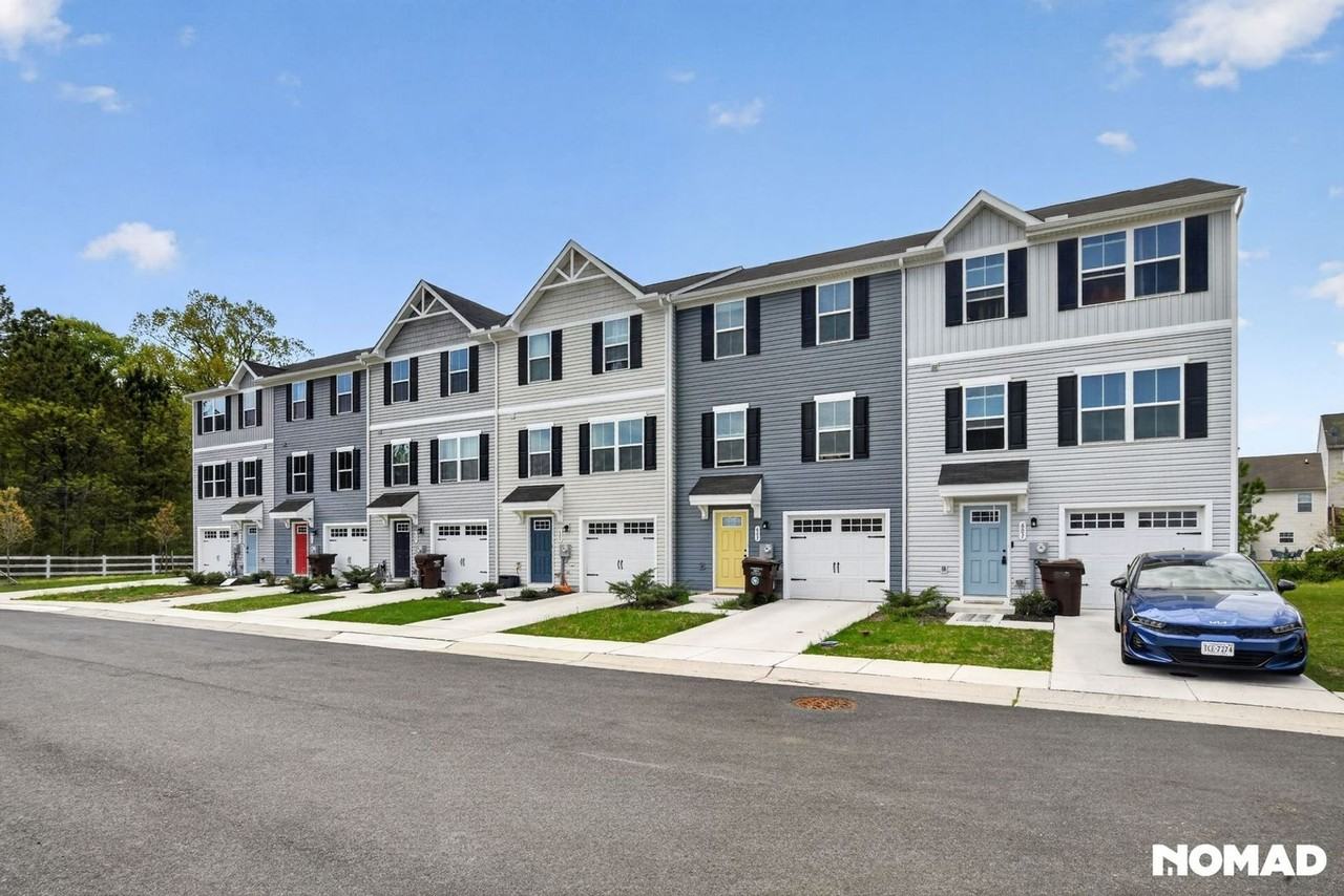 611 Yellow Bill Ln - Photo 2 of 32