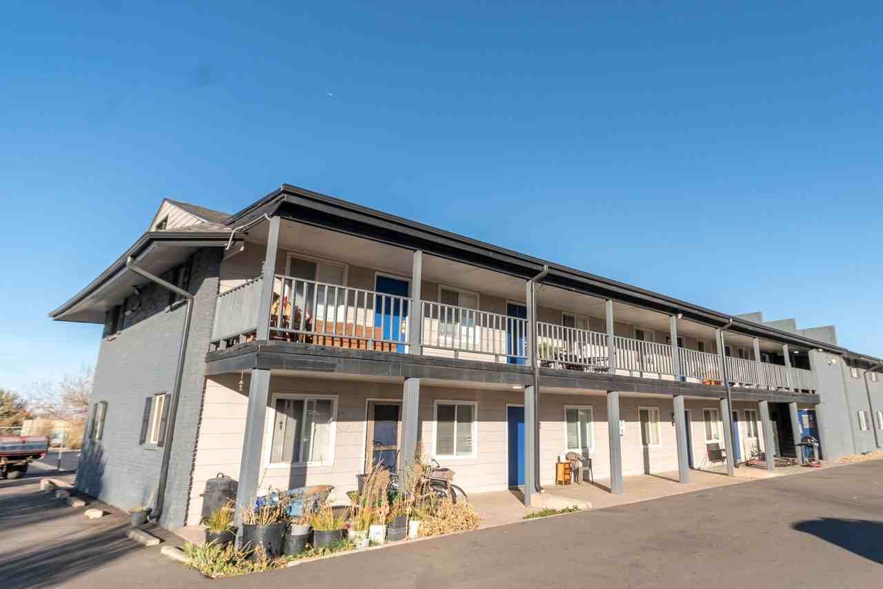 High Line Flats - Photo 2 of 34