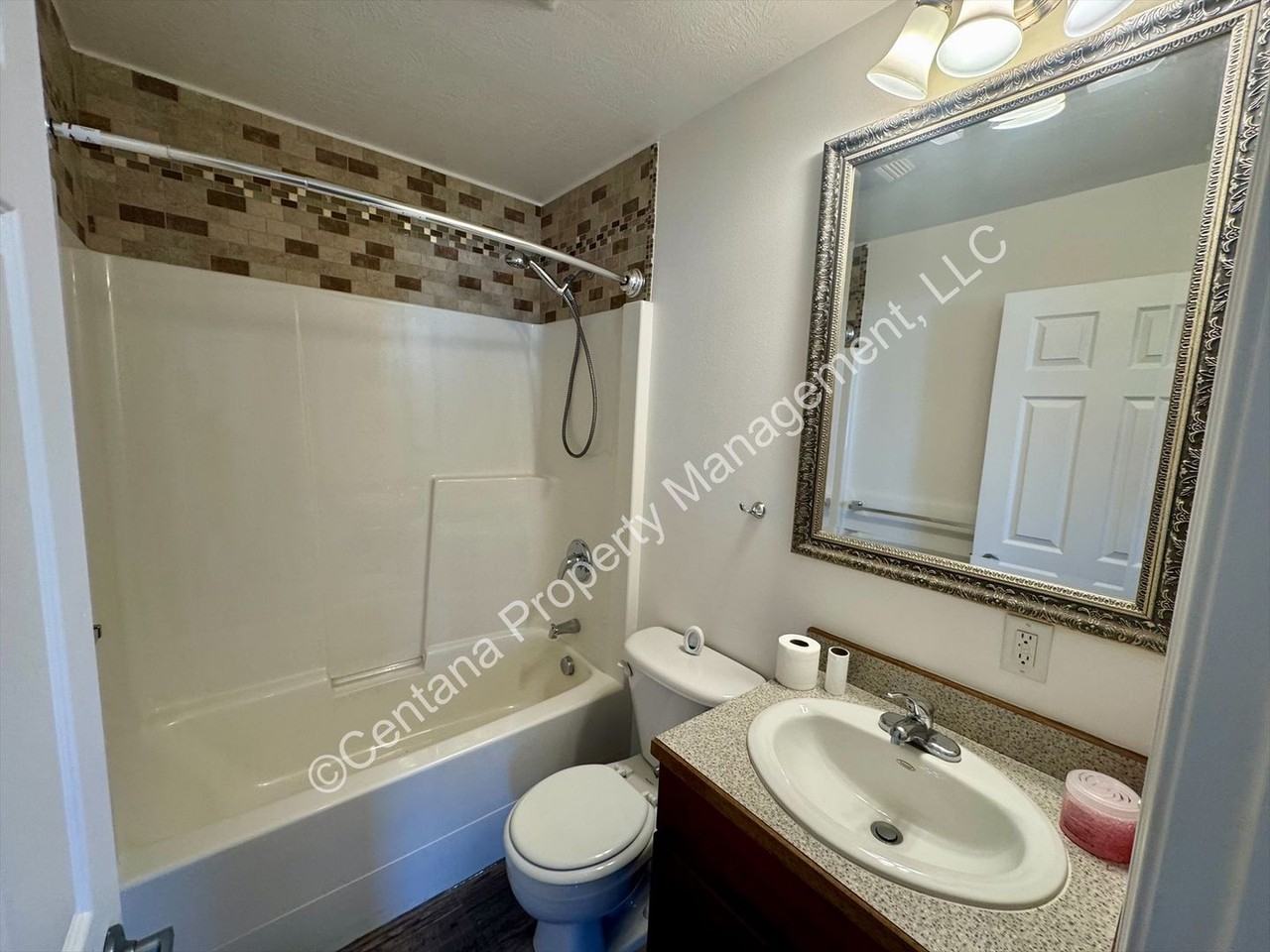 1409 27th Ave S - Photo 5 of 16