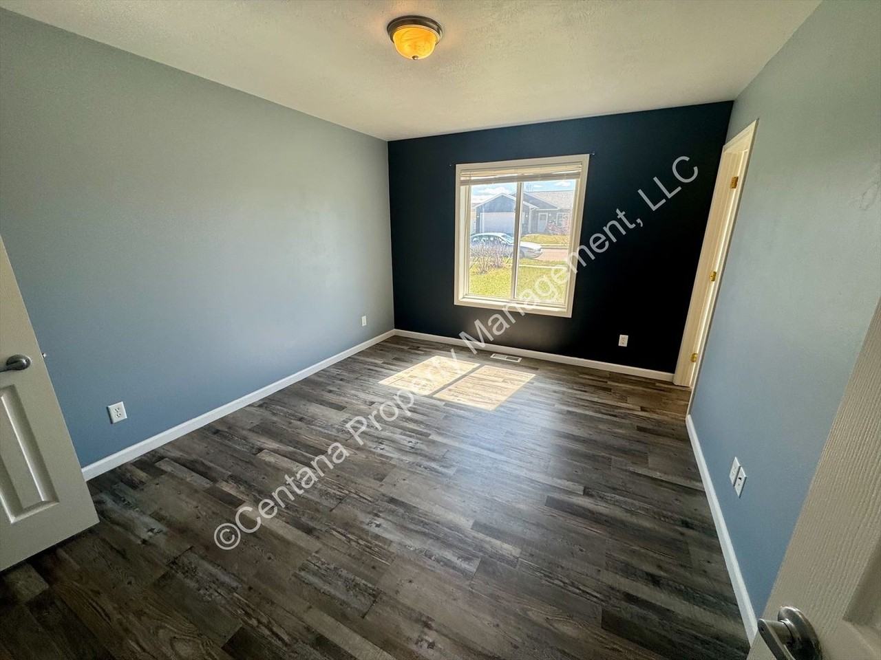 1409 27th Ave S - Photo 6 of 16