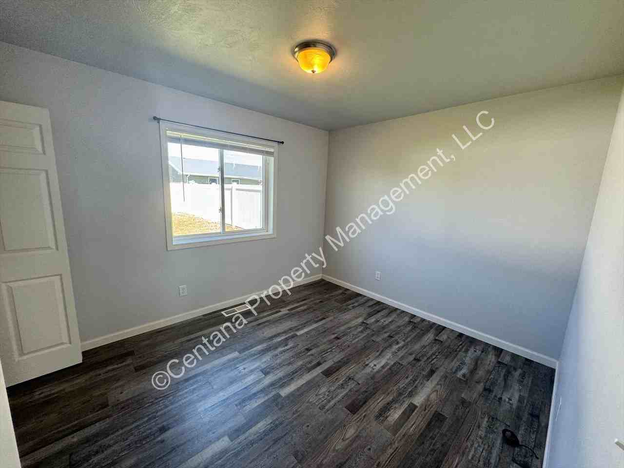 1409 27th Ave S - Photo 7 of 16