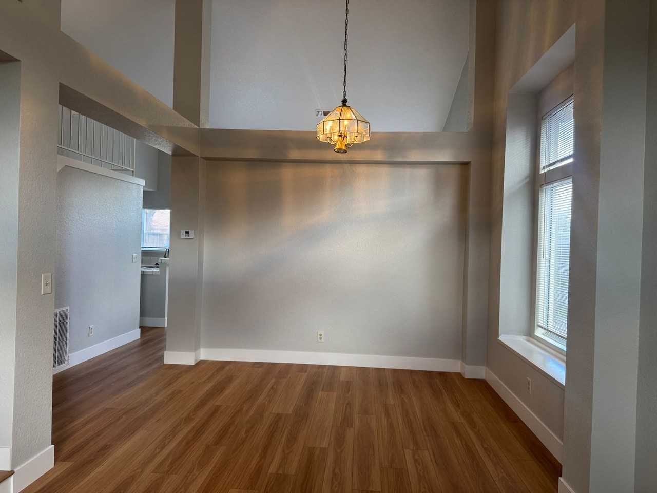 2776 Woodmont Dr - Photo 3 of 30