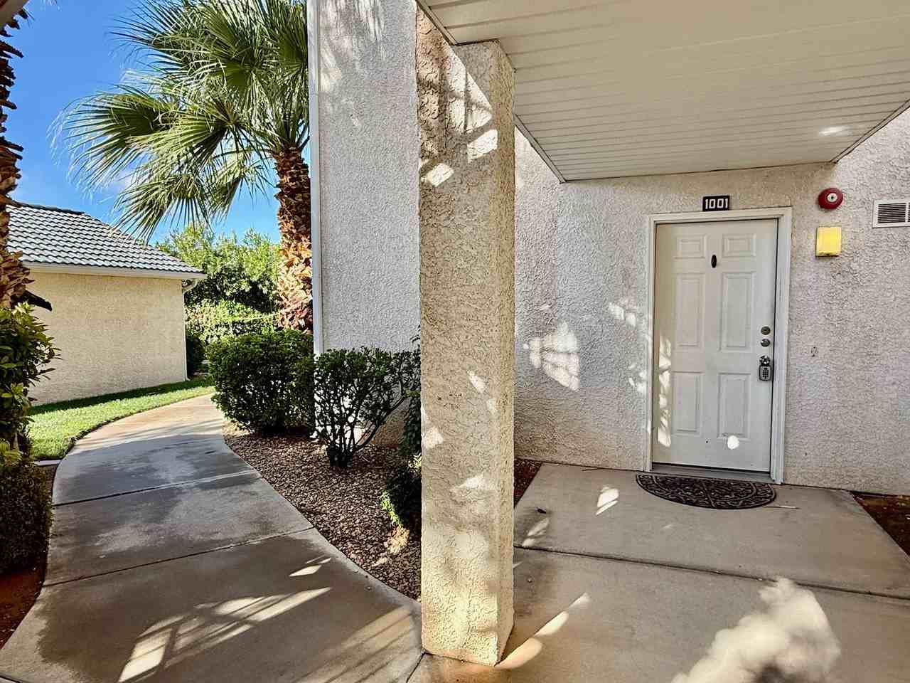 1845 W Canyon View Dr - Photo 2 of 21