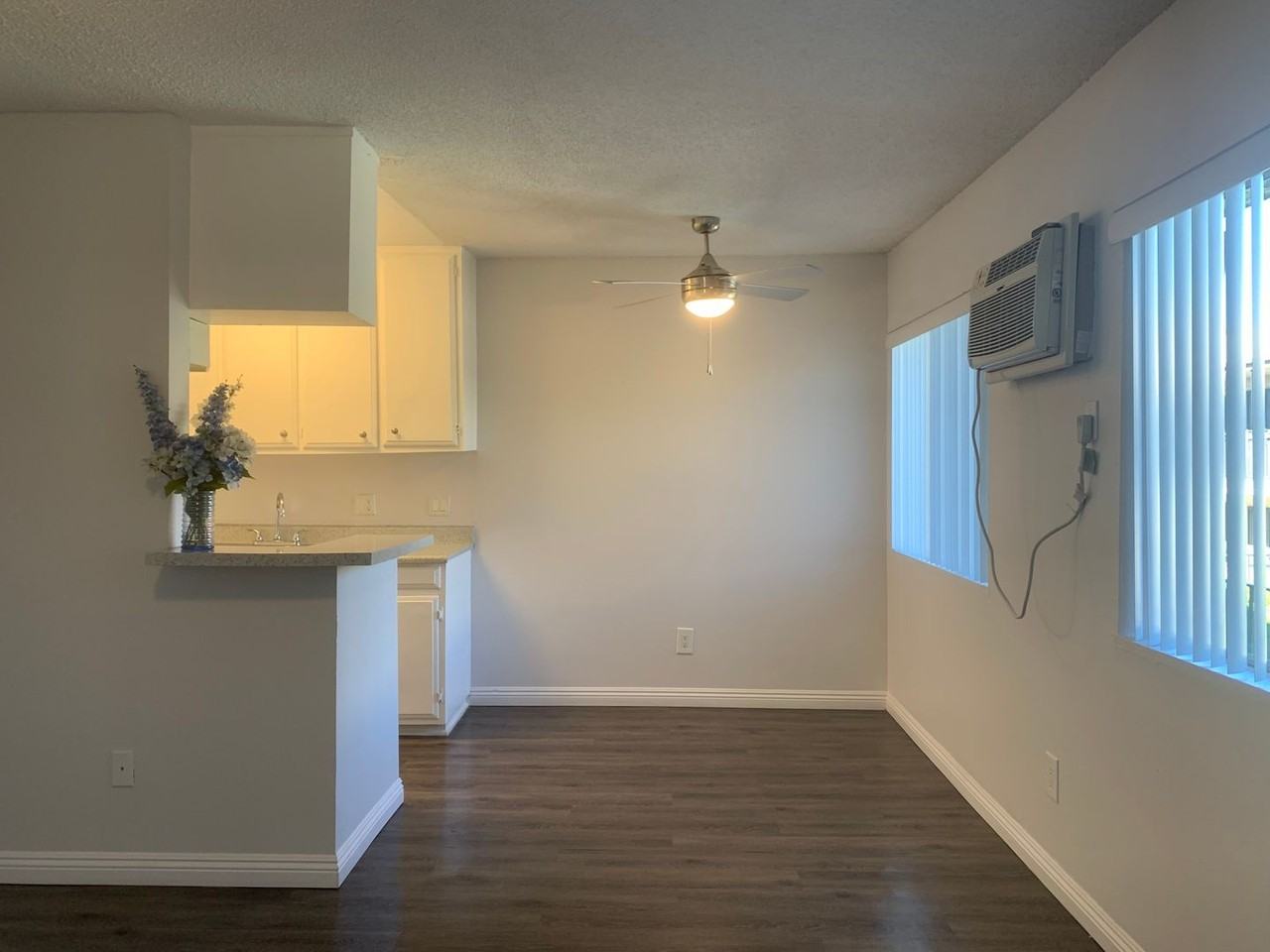 Find Your Perfect Place: You Forever Home in San Fernando Awaits! - Photo 4 of 33