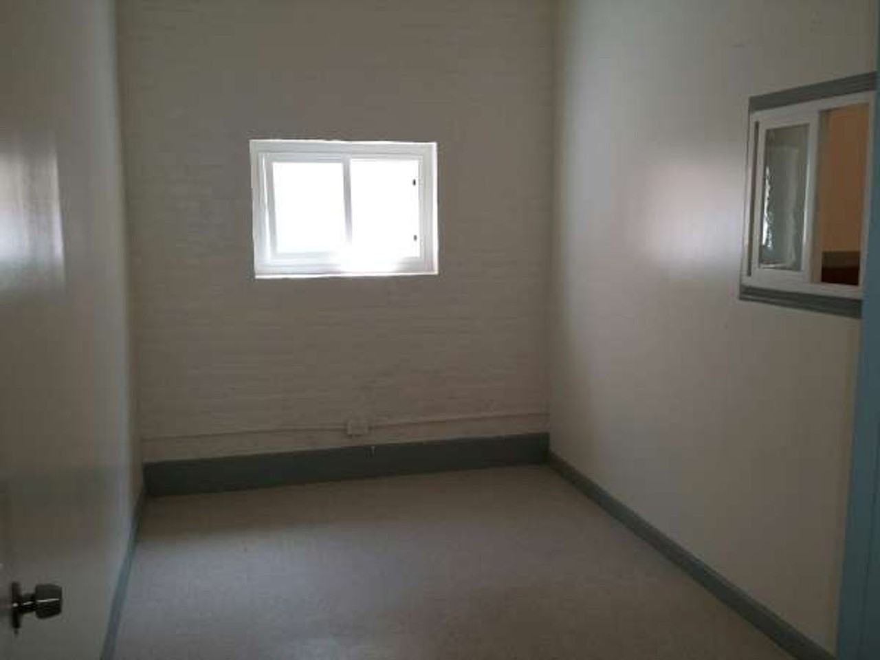 1023 Maunakea St - Photo 7 of 9