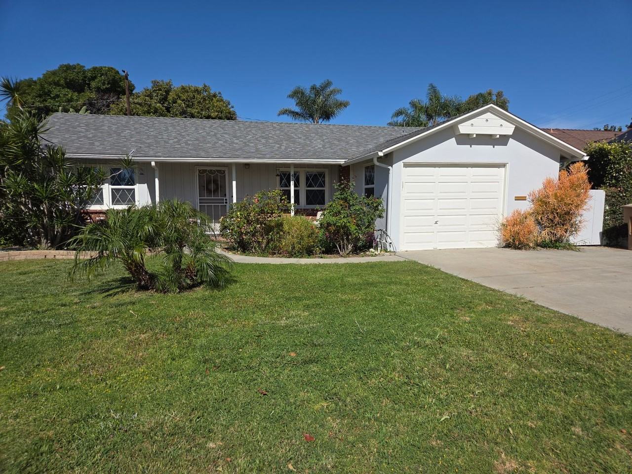 411 S Brent St - Photo 2 of 50