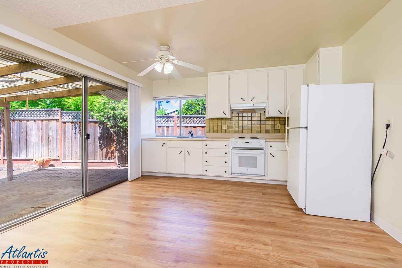 315 Beechvale Ct - Photo 4 of 16