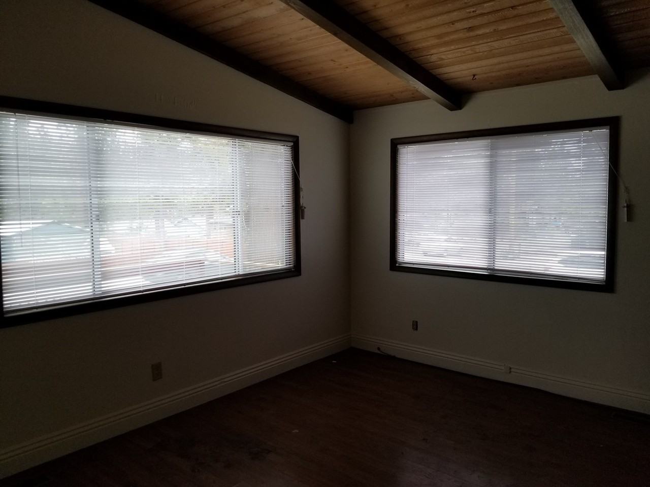 300 E Big Bear Blvd - Photo 5 of 10