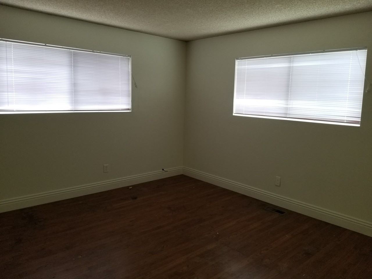 300 E Big Bear Blvd - Photo 6 of 10