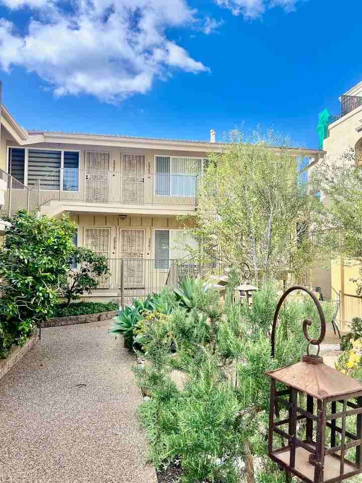 2969 Lawrence St - Photo 4 of 16