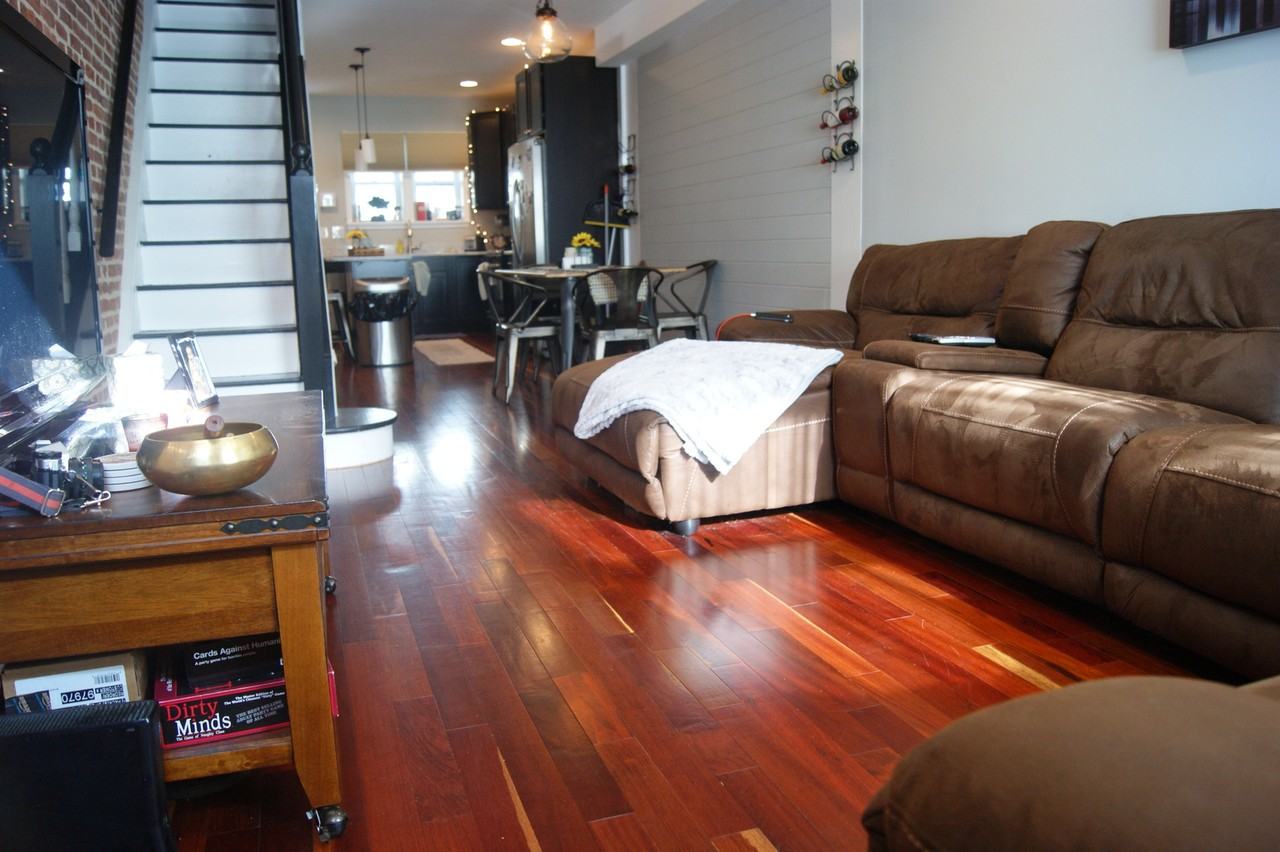 335 S Robinson St - Photo 2 of 25