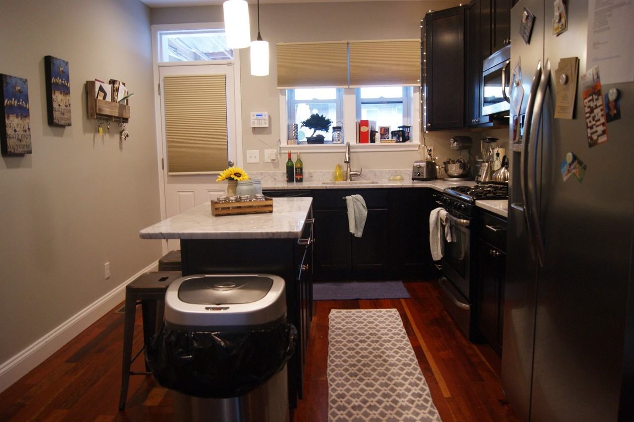 335 S Robinson St - Photo 6 of 25