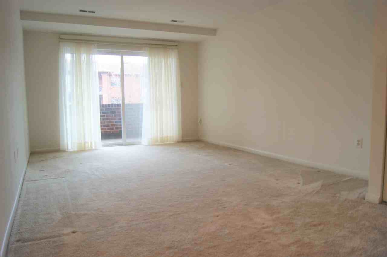 20 Juliet Ln - Photo 2 of 24