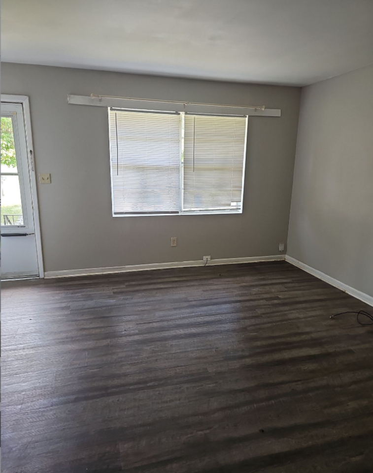 6494 Lower Dixie Lake Rd - Photo 2 of 20