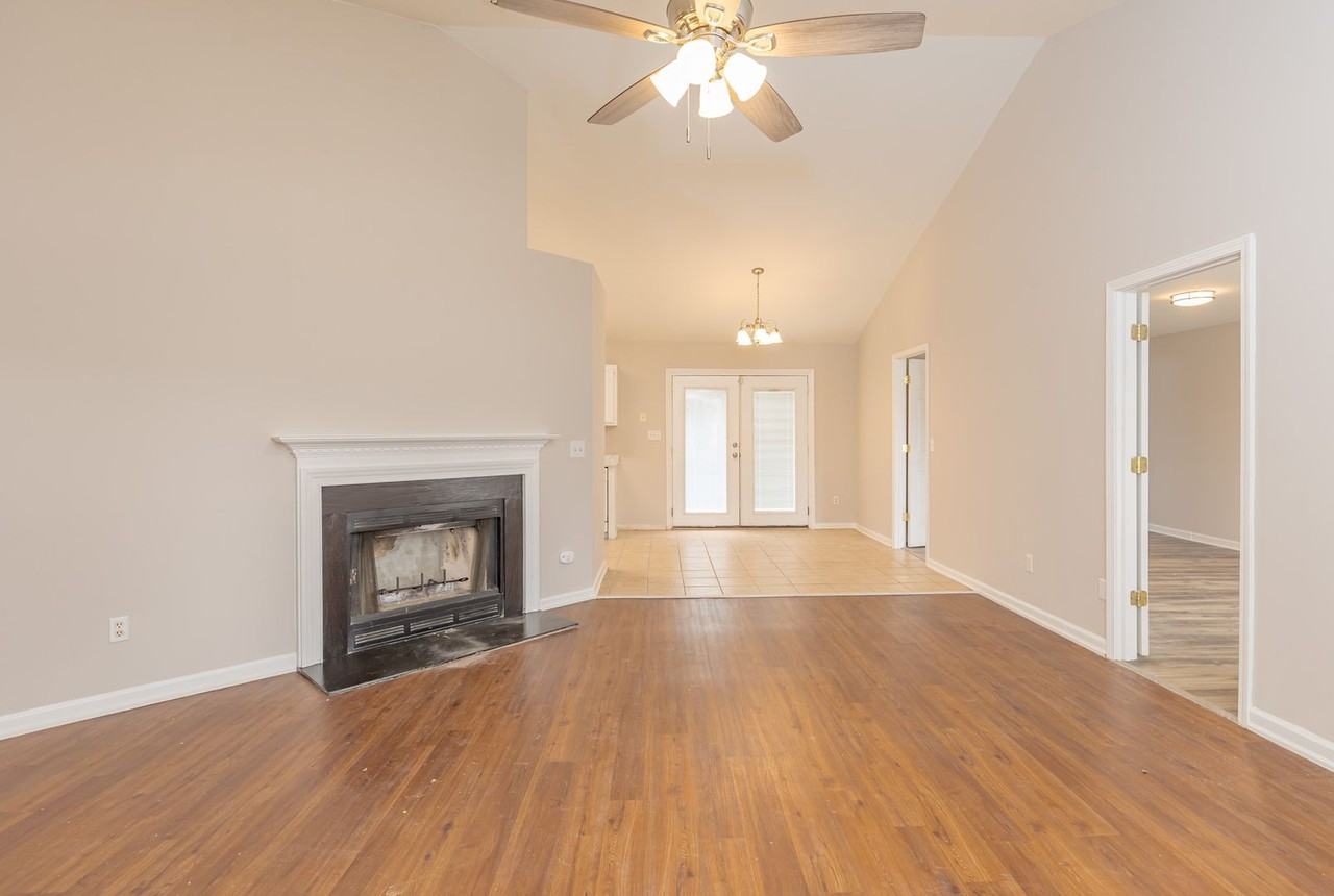 405 Old Treybrooke Dr - Photo 6 of 30