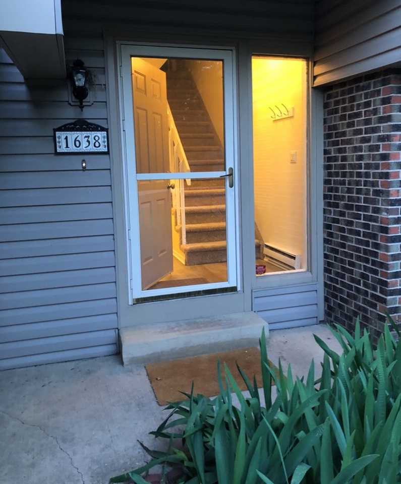 1638 Centaur Cir - Photo 3 of 21