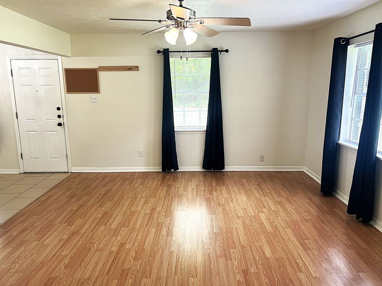 560 Beverly Dr - Photo 4 of 26