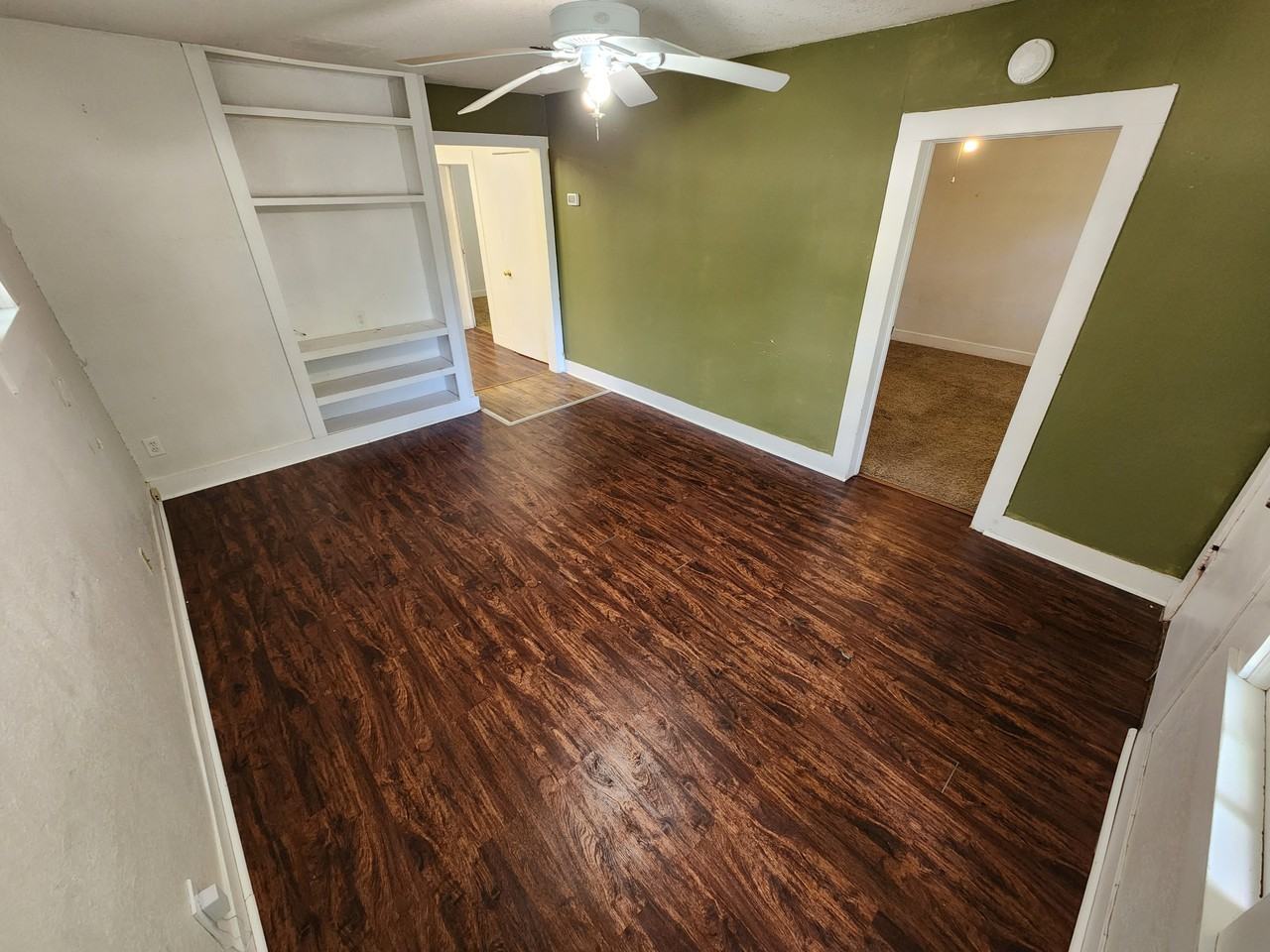 426 W 5th St #1 - Photo 2 of 12