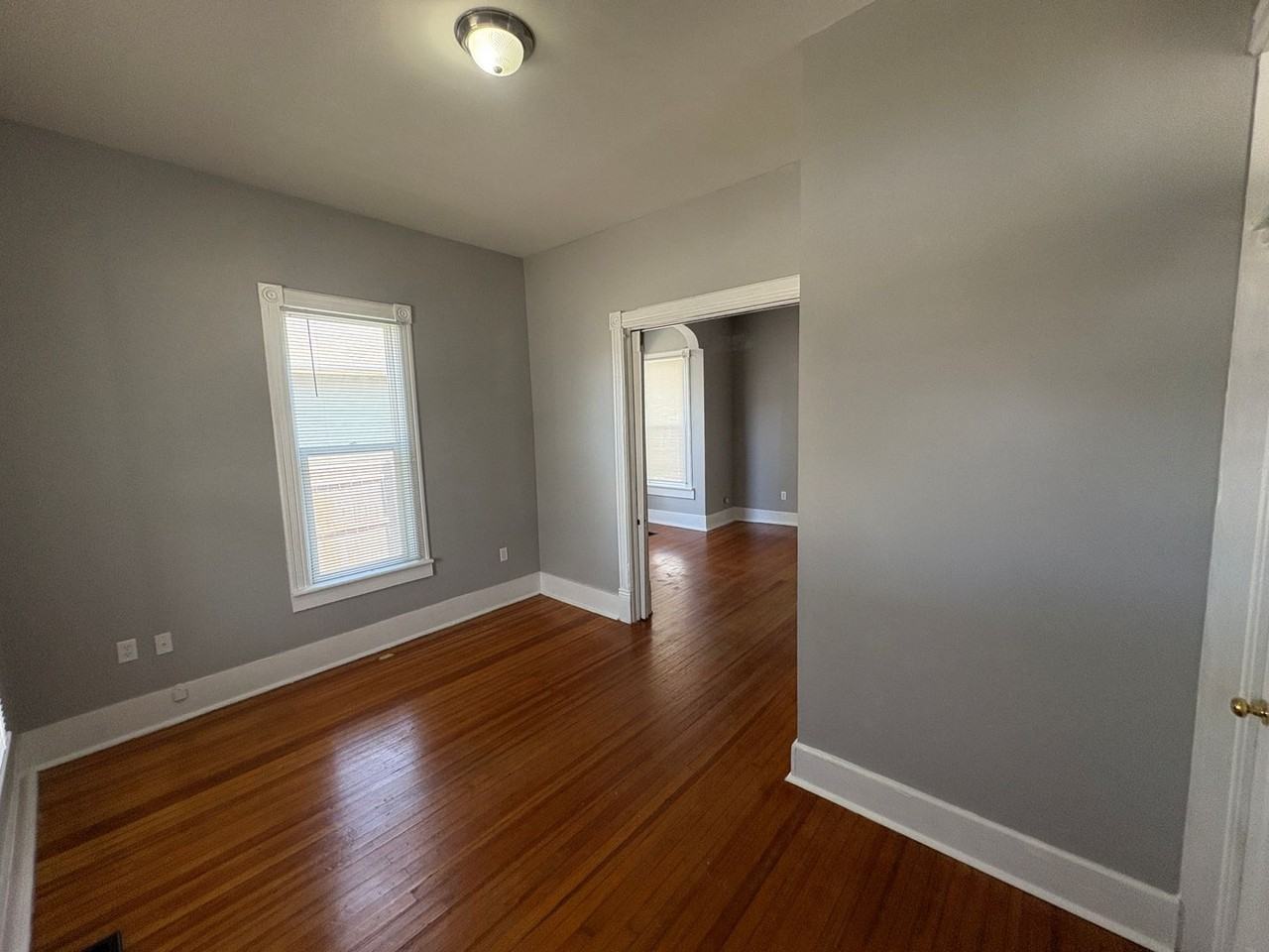 835 A St - Photo 5 of 26