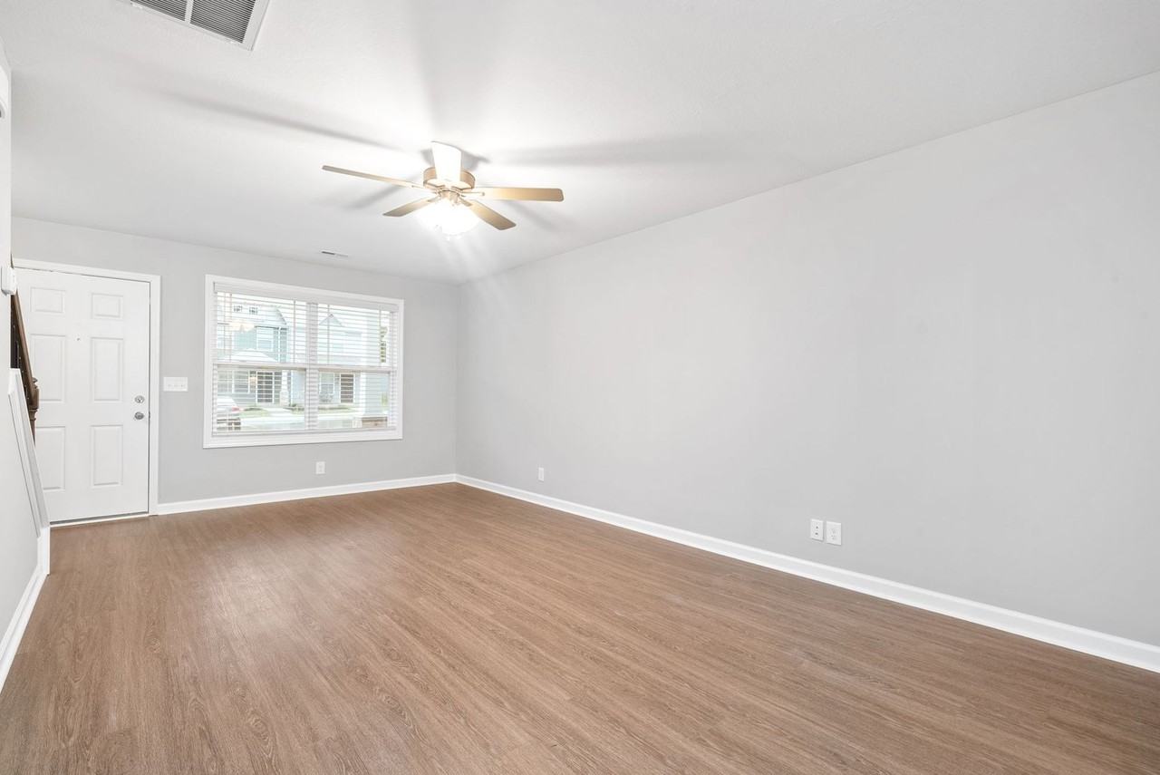 254 Woodland Valley Ln - Photo 7 of 30