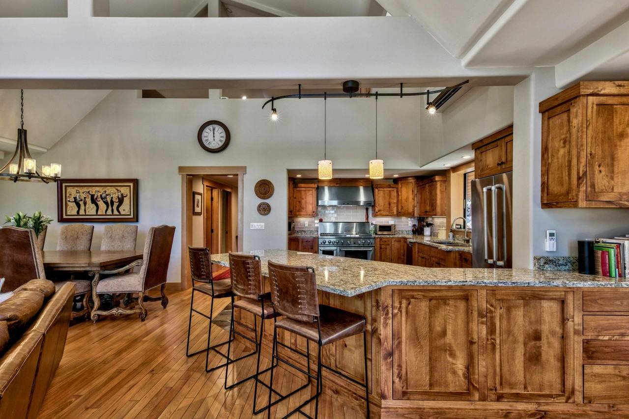 1007 Apollo Way - Photo 7 of 46