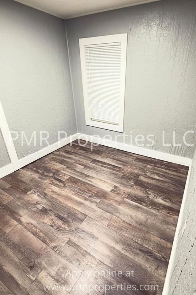 1903 Nw Williams Ave - Photo 4 of 8