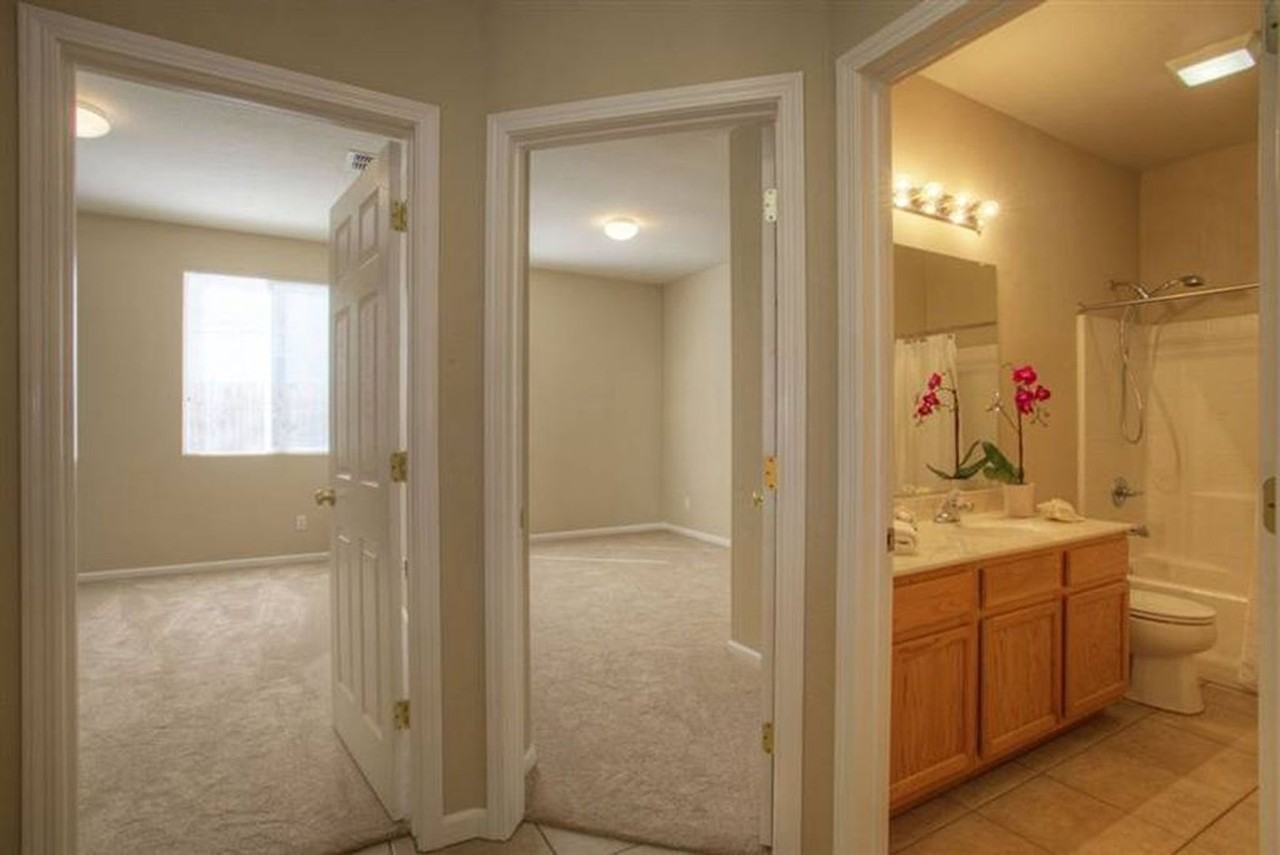 2571 Merrivale Way - Photo 6 of 17