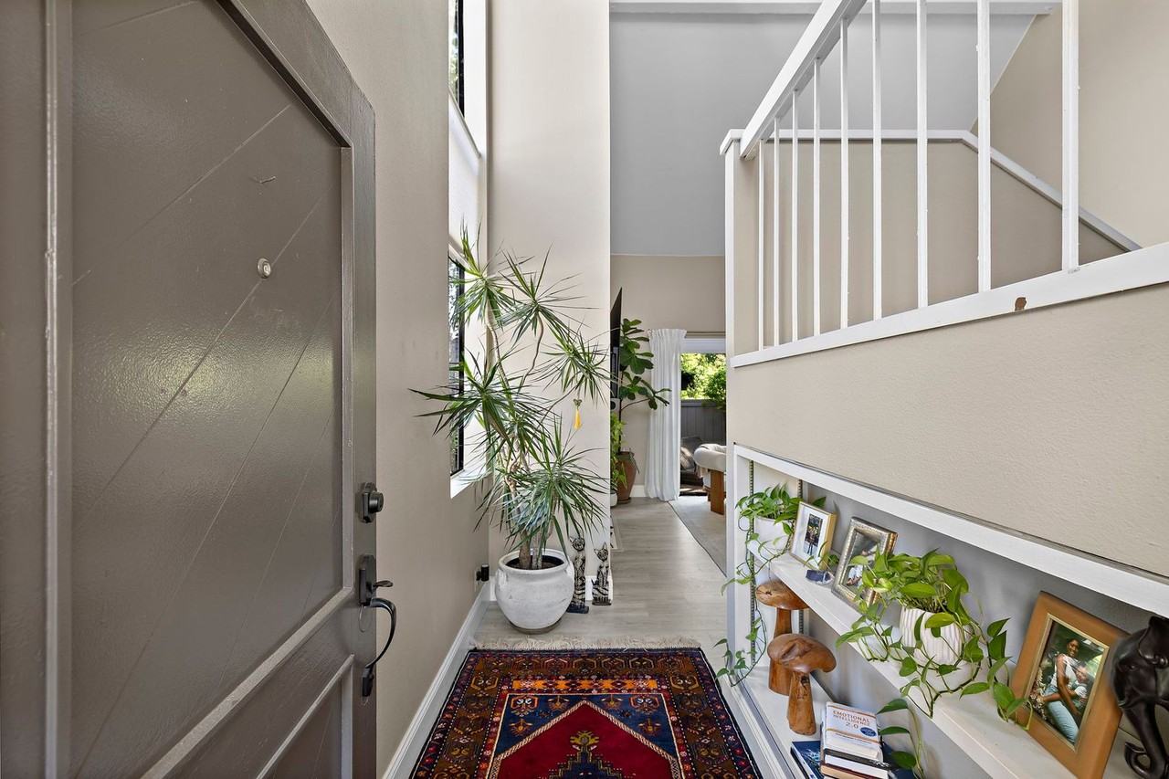 8 Rocky Gln - Photo 4 of 36