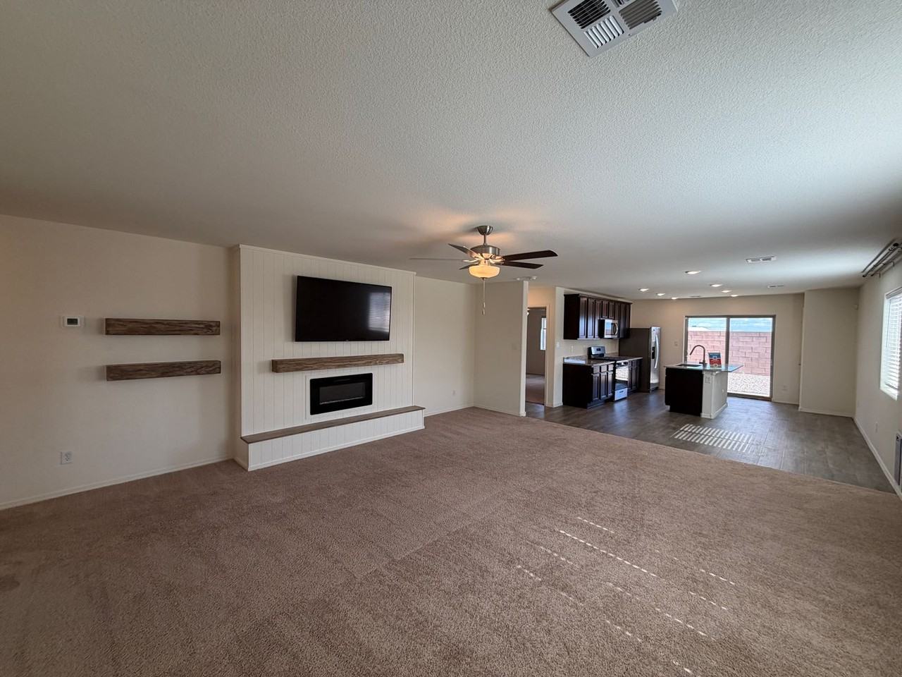 3820 Hernandez St Sw - Photo 5 of 28