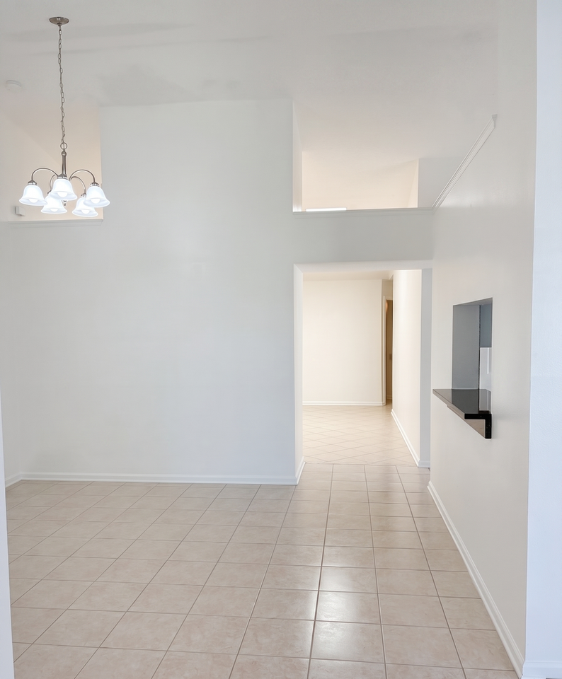 3204 Herons Point Cir - Photo 3 of 18