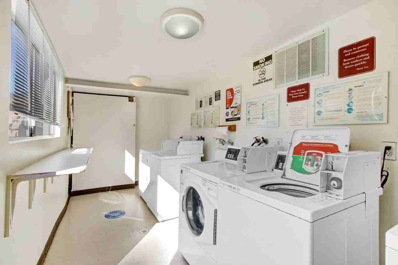 355 W 41st St - Photo 2 of 17