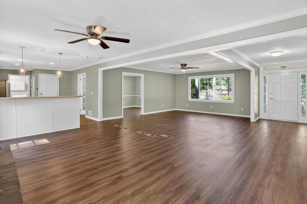 3151 Lassiter Rd - Photo 4 of 17