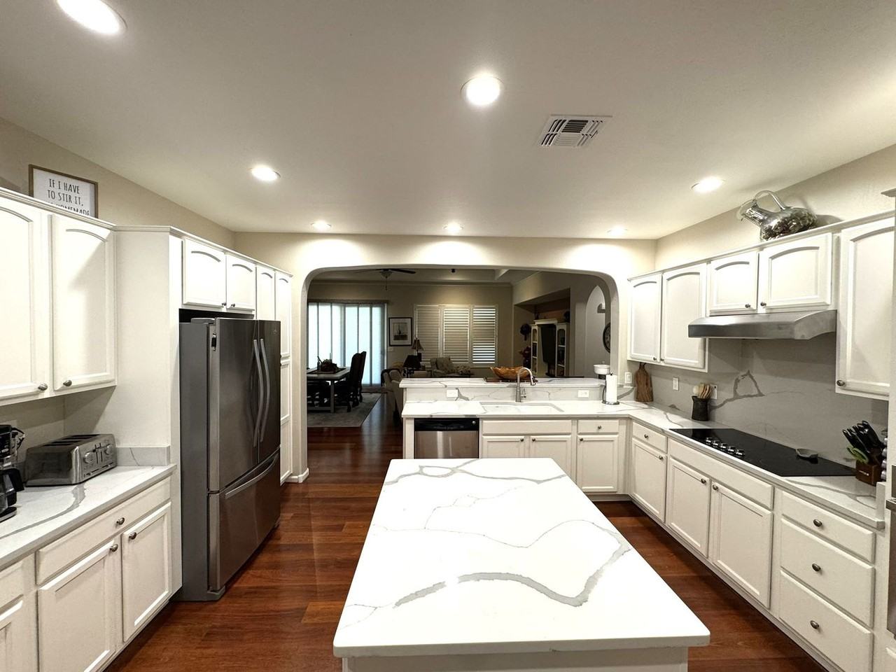 2029 N 164th Ave - Photo 4 of 31