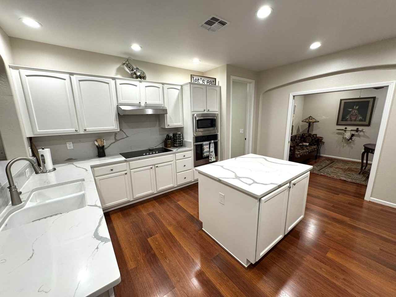 2029 N 164th Ave - Photo 6 of 31