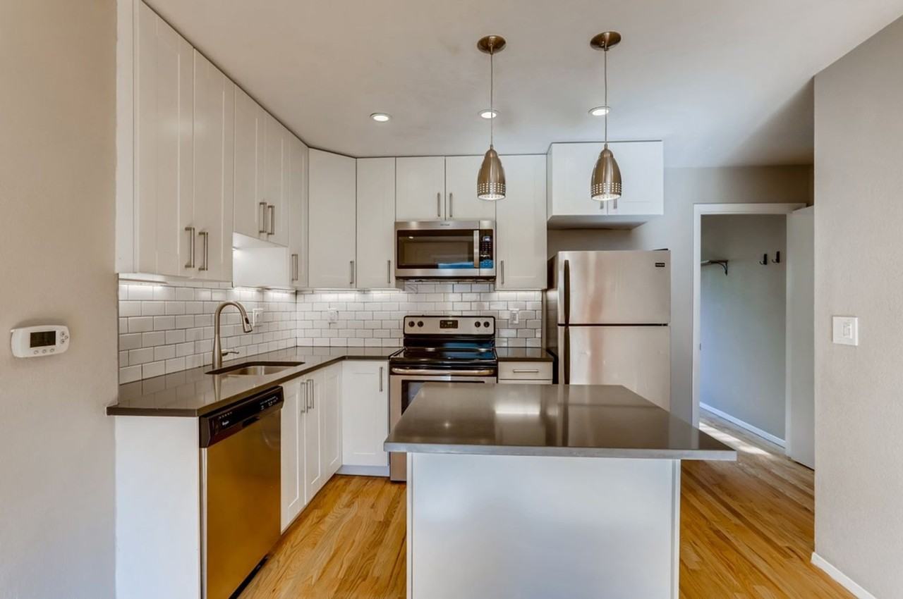 1327 Pine St #3 - Photo 2 of 15