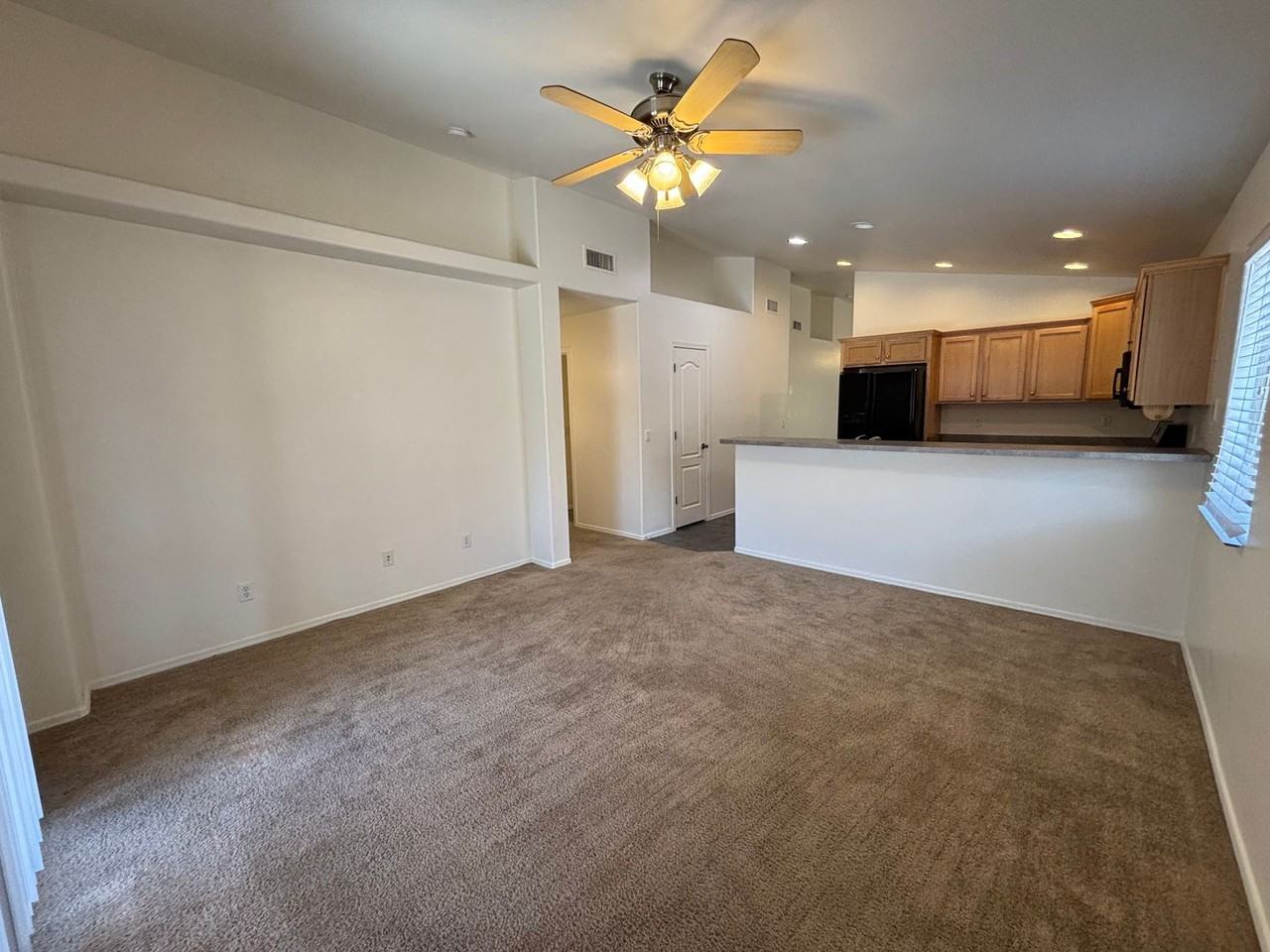 10500 E Carolina Willow Ln - Photo 4 of 21